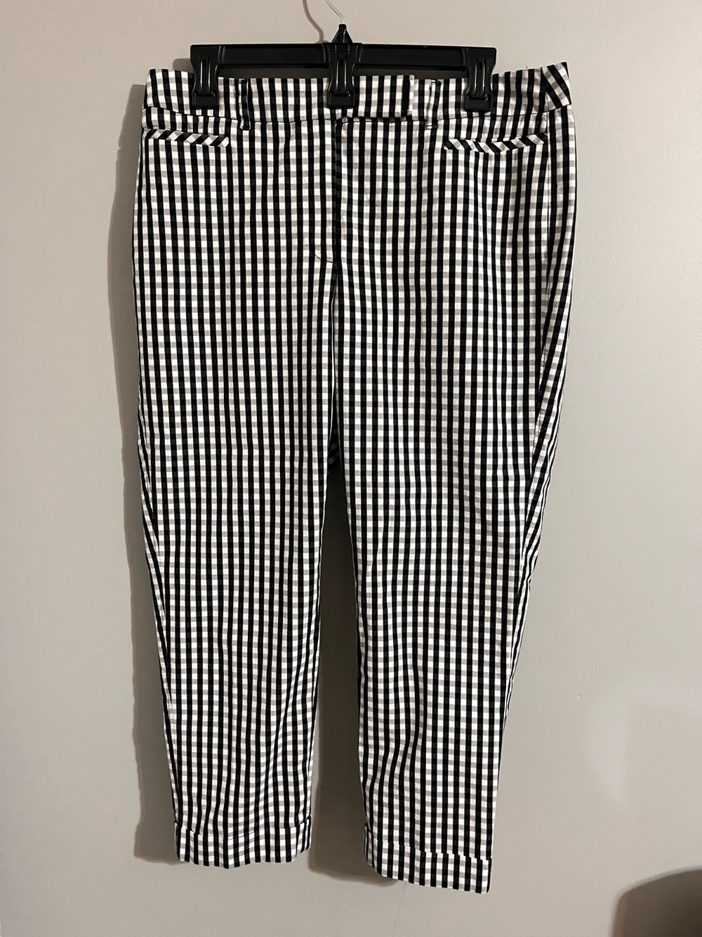 The Slim Crop trouser pants